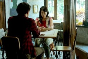 sinopsis Ada Apa Dengan Cinta 2 (2016)
